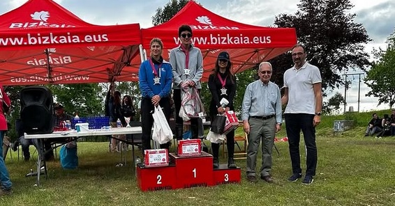 Podio del Campeonato de Vizcaya.