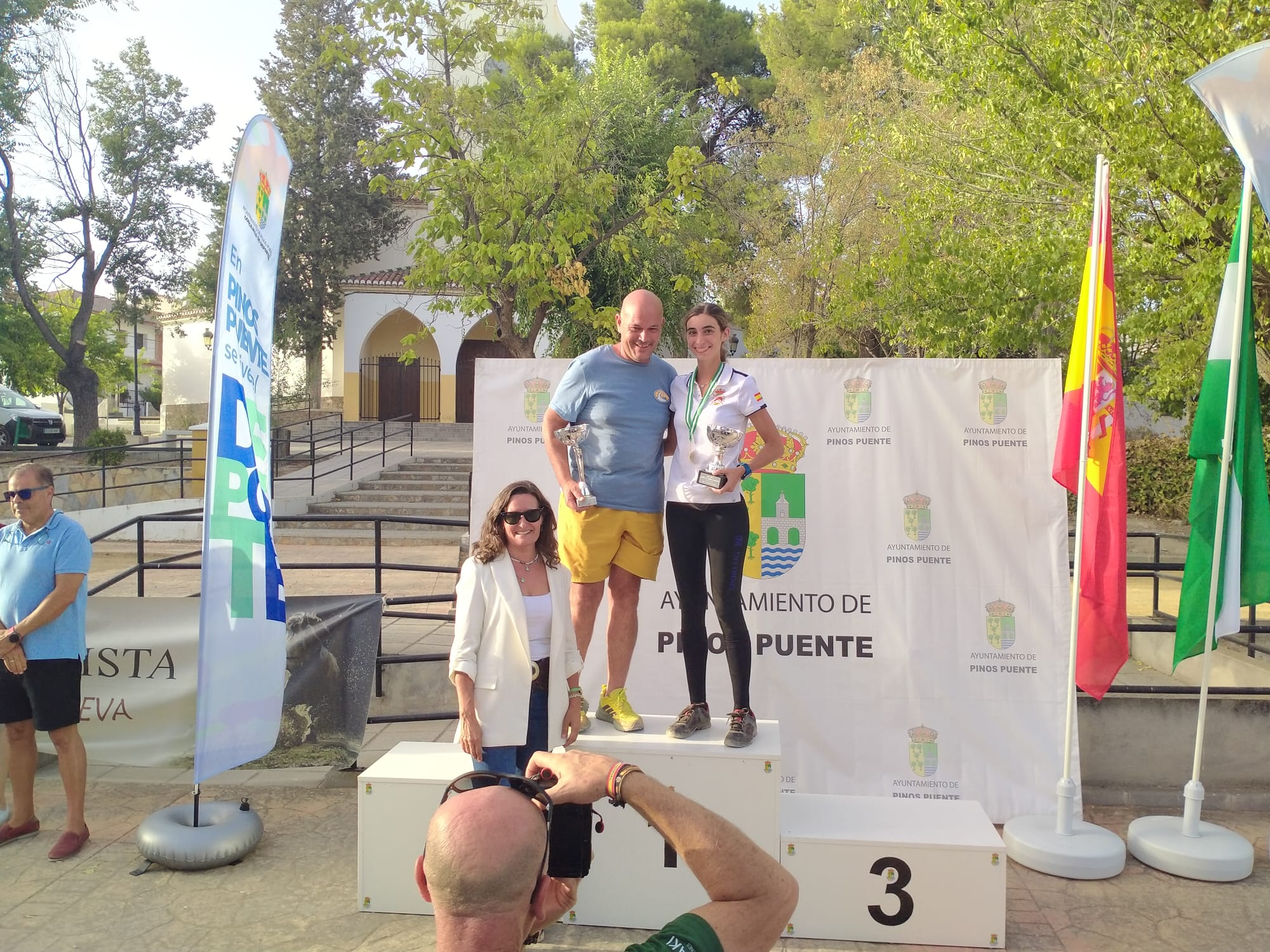 Podio de la Mejor Condición con Marina y propietario del caballo. (foto de Mario Mata).