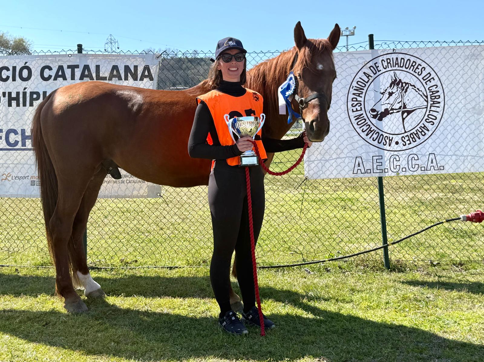    𝐏𝐫𝐞𝐦𝐢𝐨 𝐄𝐬𝐩𝐞𝐜𝐢𝐚𝐥 𝐌𝐞𝐣𝐨𝐫 𝐂𝐨𝐧𝐝𝐢𝐜𝐢𝐨́𝐧 4𝟎 𝐤𝐦 de AECCA, (Foto de Sonia Martín).