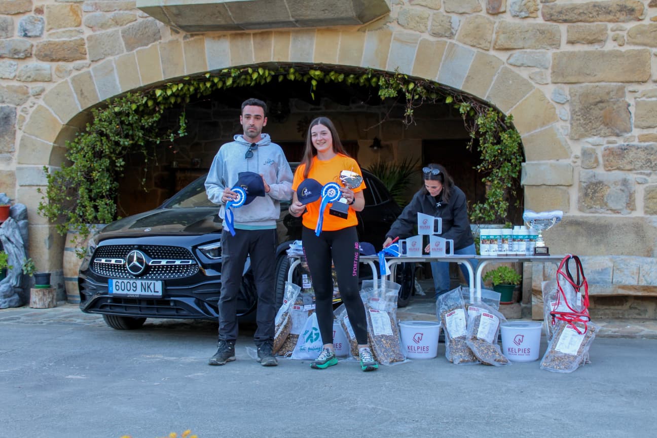 Podio del CEA-Promoción de 40 Km. de AECCA. (foto de Nahia Lezea).