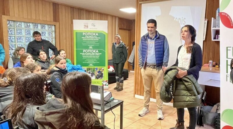 Clínic de Raid con Ponis organizado por la RFHE junto a la FVH en Gopegi.