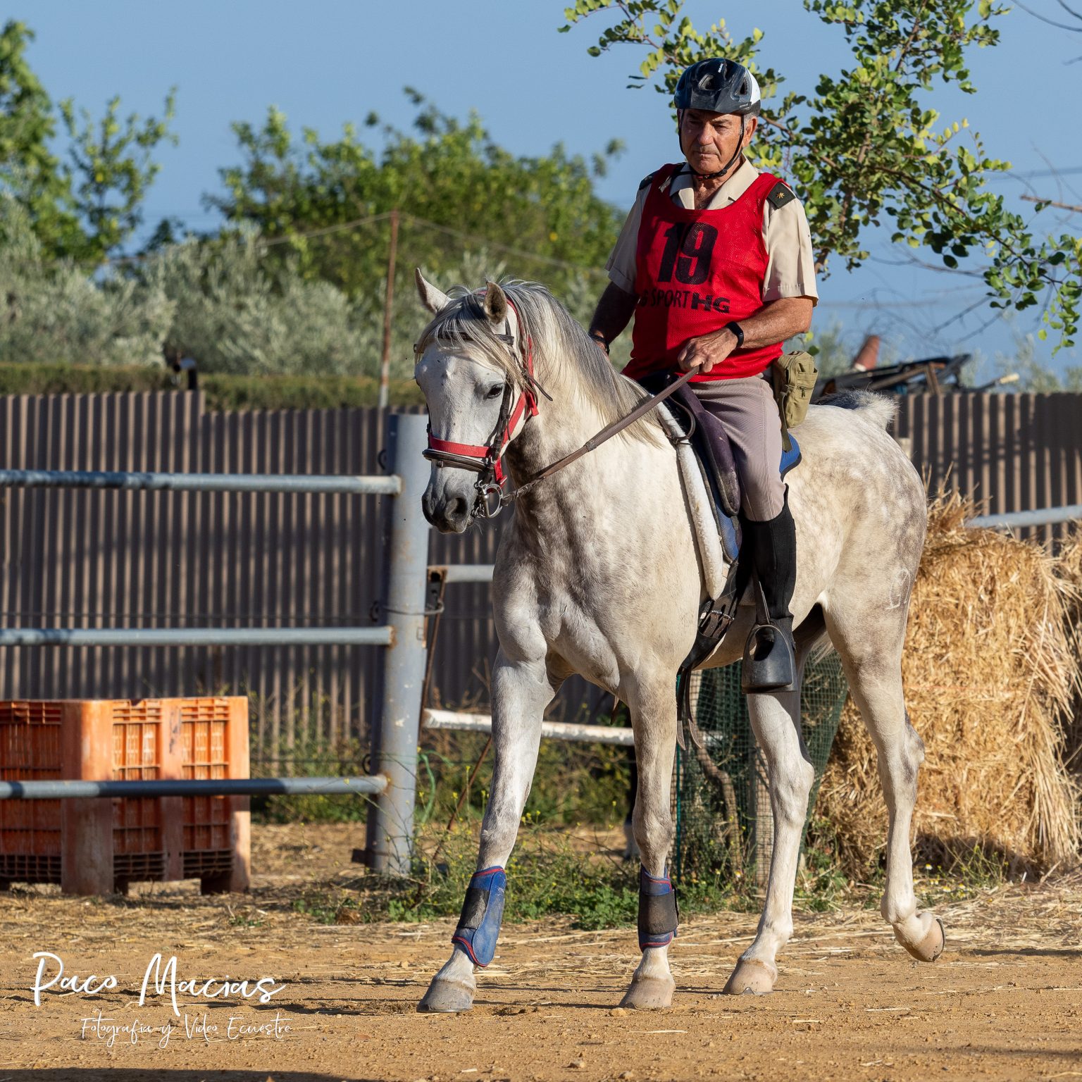 Con Huron de Torilejo (caballo de Paco Luque), en el Ctº de España Militar de Raid 2023.