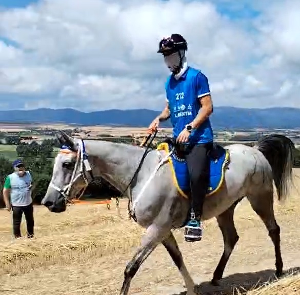 Ibai PASCUAL LUZURIAGA , Ganador del CEI* de 100 Km. (foto ed EOL).